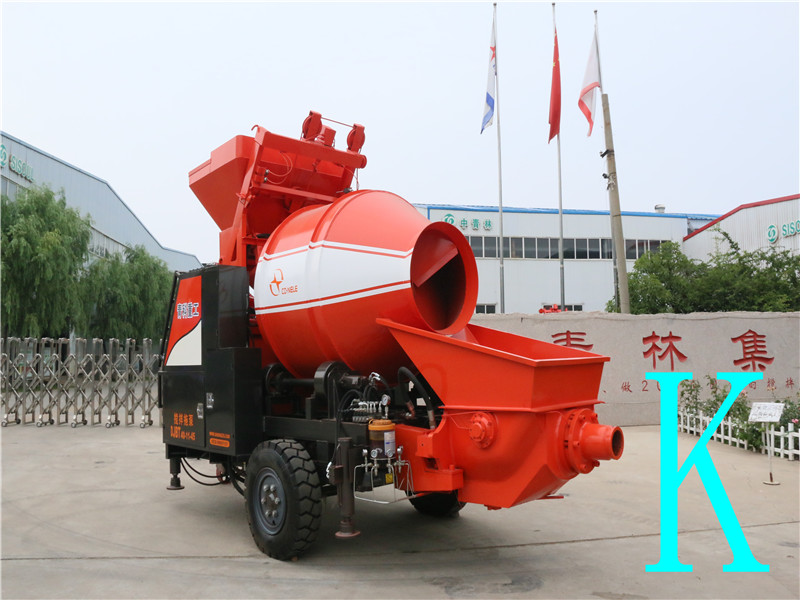 混凝土泵 青科重工 攪拌拖泵