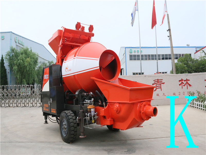 混凝土泵 青科重工 攪拌拖泵