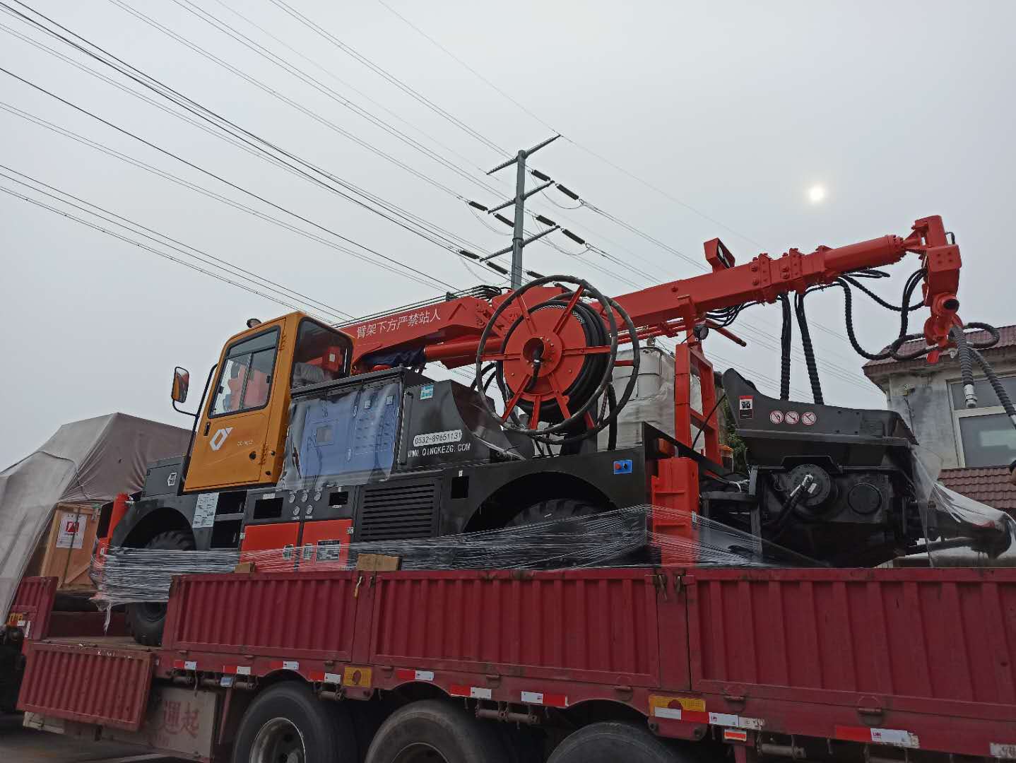 混凝土泵 濕噴臺(tái)車 濕噴機(jī) 混凝土泵 濕噴臺(tái)車 濕噴機(jī)